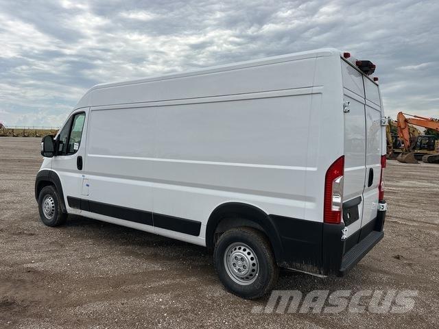 RAM 2500 Box body trucks