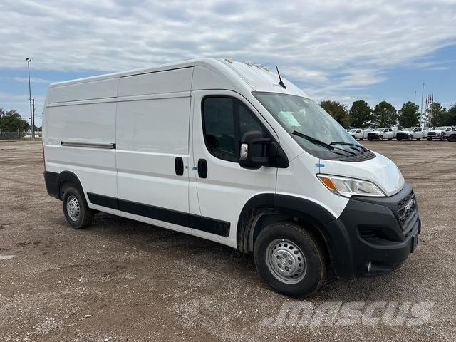 RAM 2500 Box body trucks