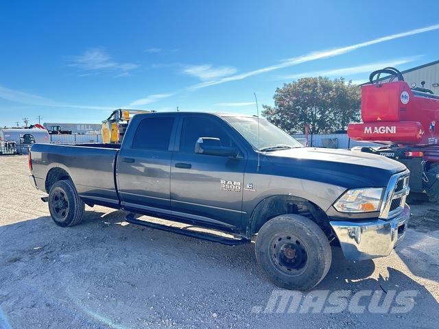 RAM 3500 Pick up/Dropside