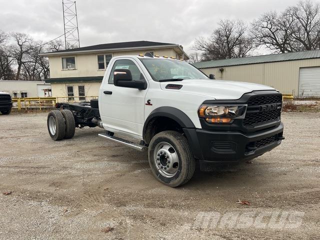 RAM 5500 Cabins and interior