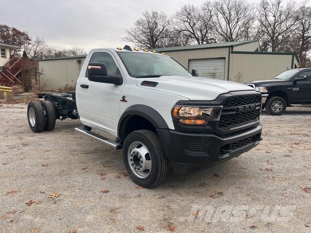 RAM 5500 Cabins and interior