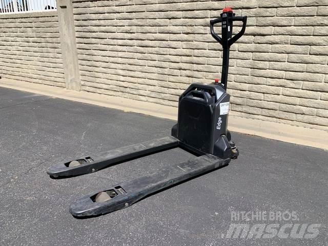 Raymond PTE33N Hand pallet truck