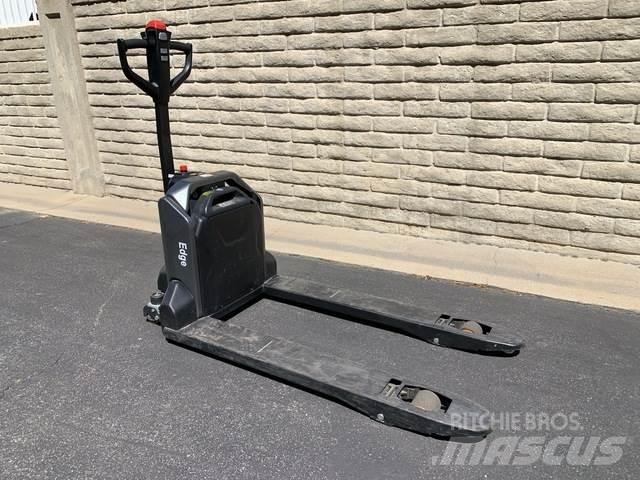 Raymond PTE33N Hand pallet truck