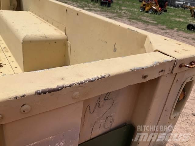  Raytheon M1102 Other trailers