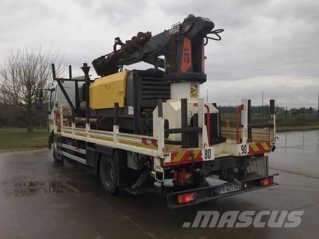Renault D250 Mobile drill rig trucks