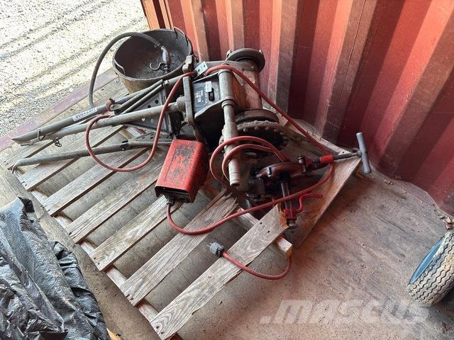  Ridgid 300-12 Pipeline equipment