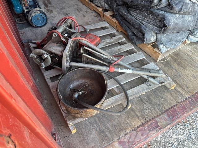  Ridgid 300-12 Pipeline equipment