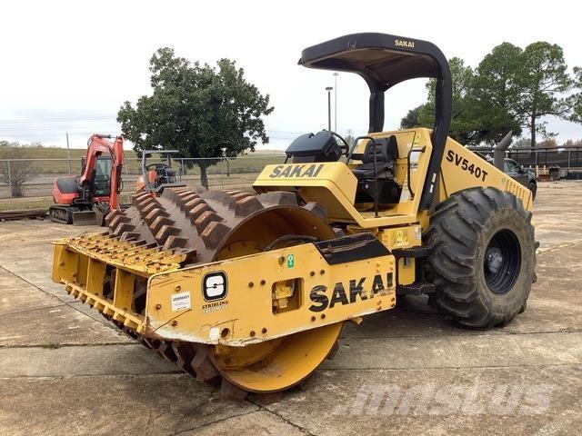 Sakai SV540T Single drum rollers