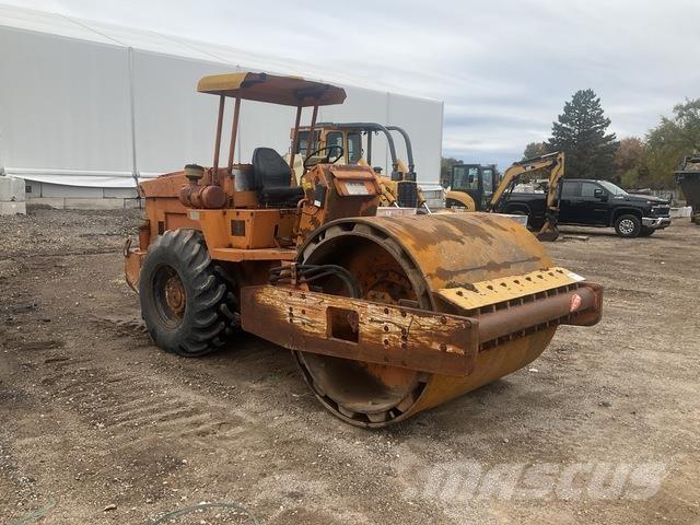 Sakai SV70TF Single drum rollers