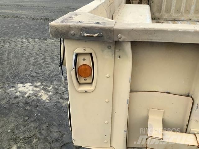 Schutt M1102 Other trailers