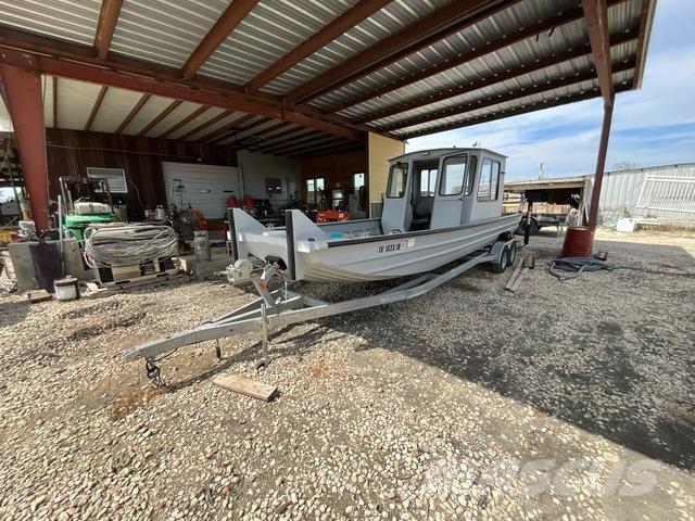  Seaark Work boats / barges