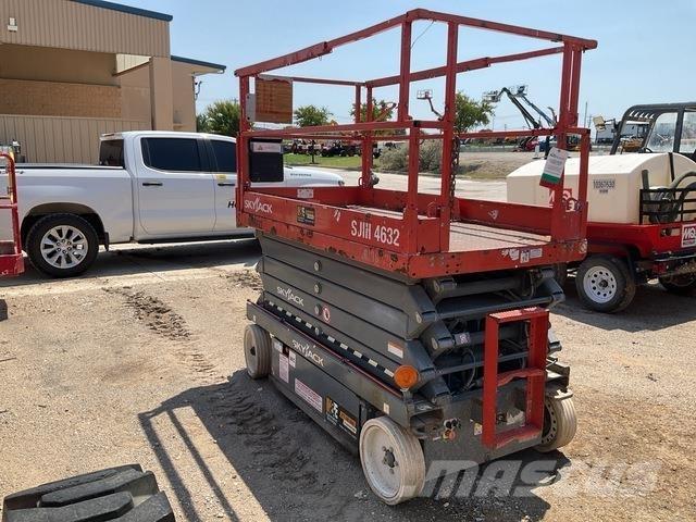SkyJack 4632 Scissor lifts