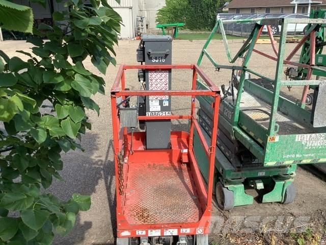 SkyJack SJ16 Vertical mast lifts