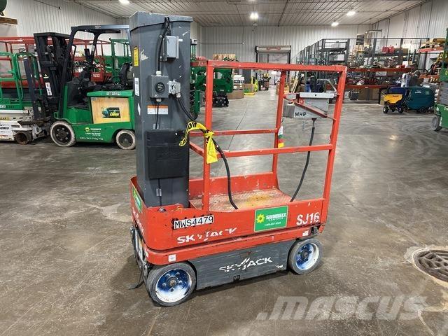 SkyJack SJ16 Vertical mast lifts