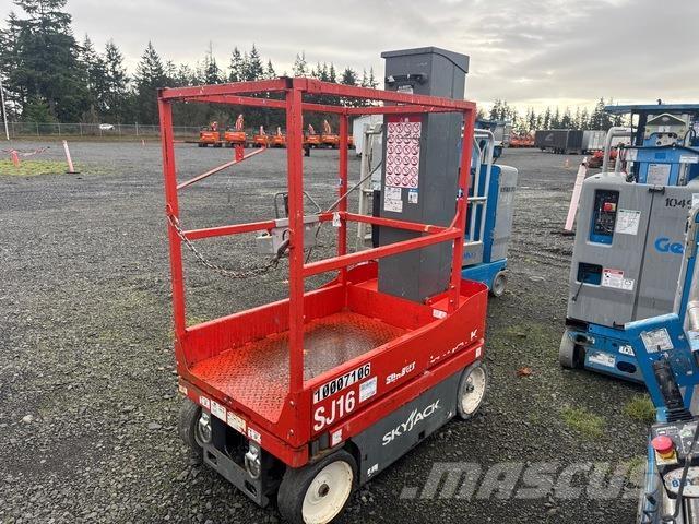 SkyJack SJ16 Vertical mast lifts