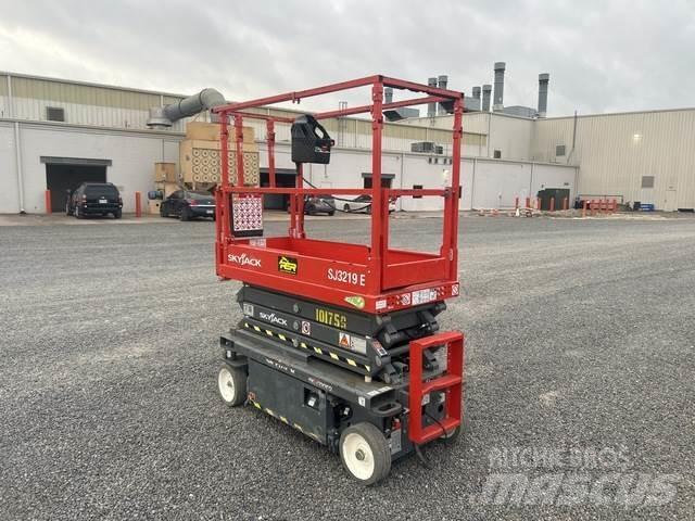 SkyJack SJ3219 Scissor lifts