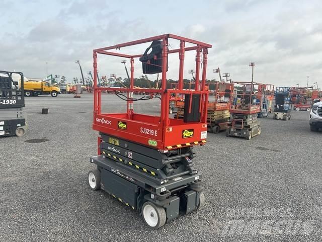 SkyJack SJ3219 Scissor lifts