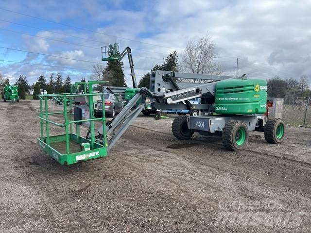 SkyJack SJ46AJ Articulated boom lifts