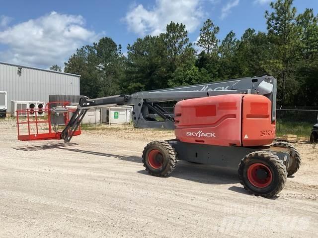 SkyJack SJ63AJ Articulated boom lifts