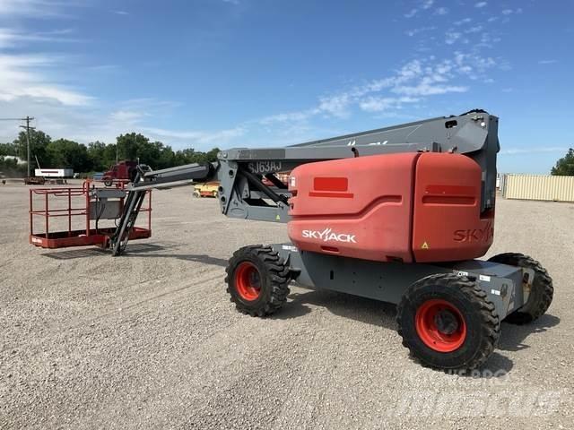 SkyJack SJ63AJ Articulated boom lifts