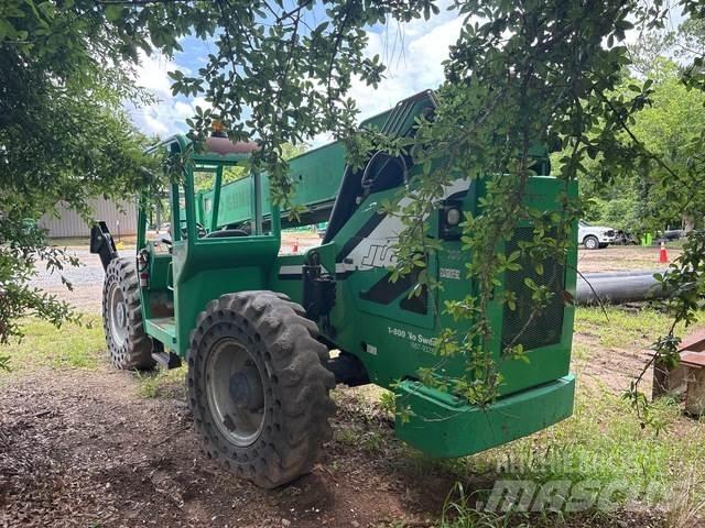 SkyTrak 10042 Telescopic handlers
