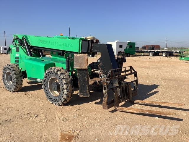 SkyTrak 10042 Telescopic handlers