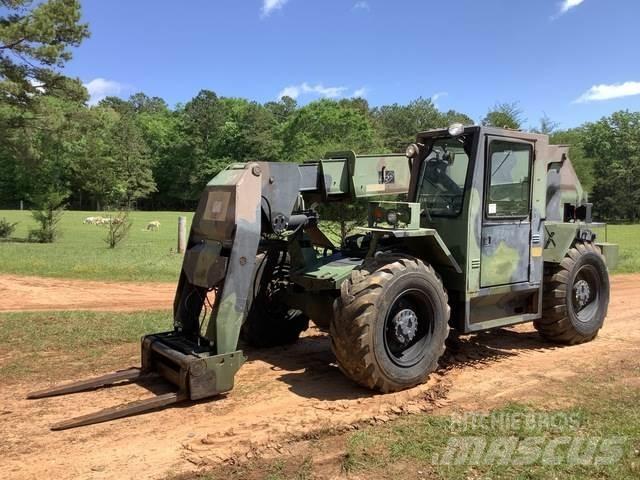 SkyTrak 6000M Telescopic handlers