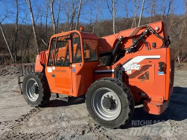 SkyTrak 6042 Telescopic handlers