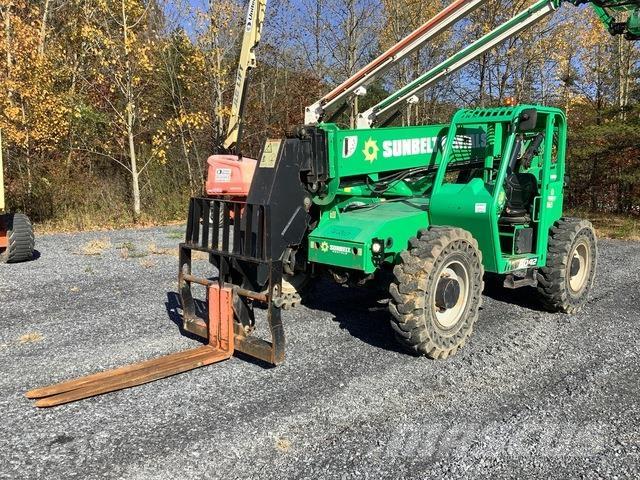 SkyTrak 6042 Telescopic handlers