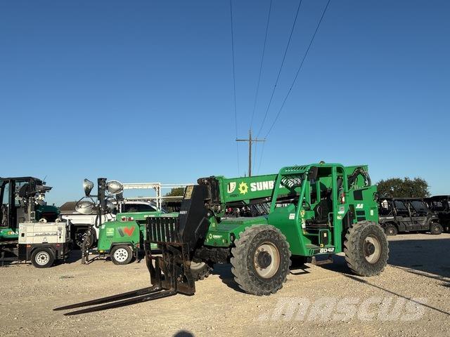 SkyTrak 8042 Telescopic handlers