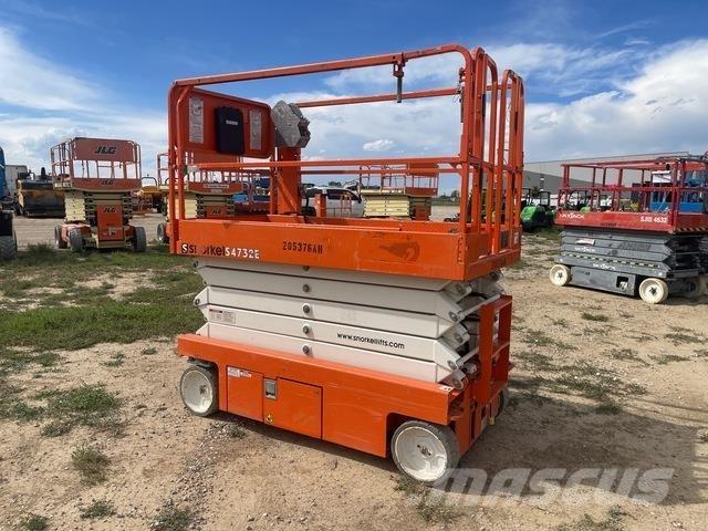 Snorkel S4732E Scissor lifts