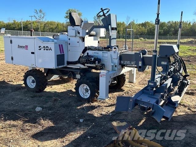 Somero S10A Concrete distribution booms