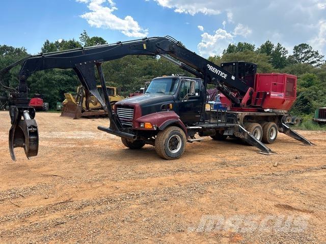Sterling L8513 Timber trucks