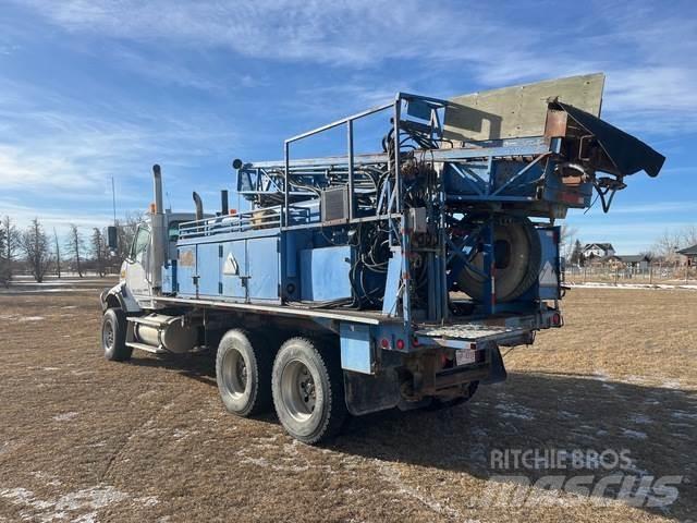Sterling L9500 Mobile drill rig trucks