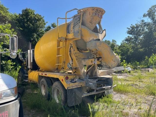Sterling L9500 Other trucks