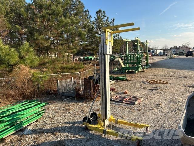 Sumner 2112 Winches, hoists and material lifts