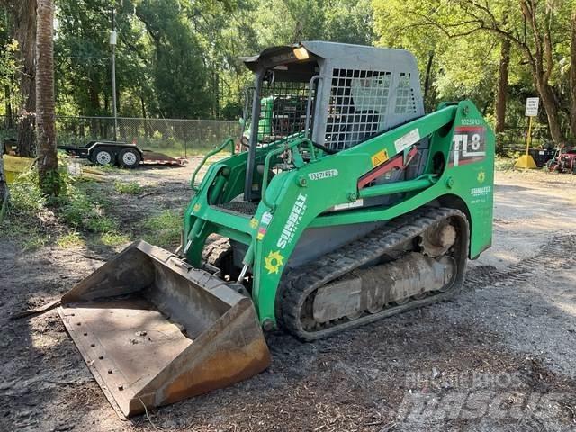 Takeuchi TL8 Skid steer loaders