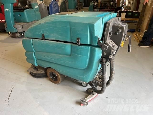 Tennant 5680 Scrubber dryers