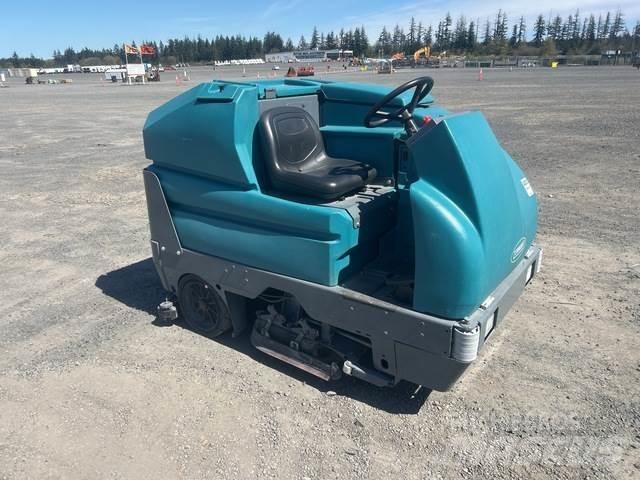 Tennant 7300 Scrubber dryers