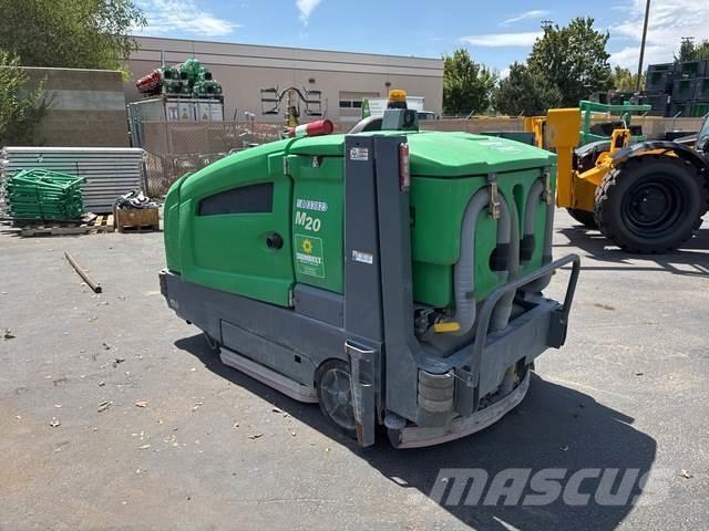 Tennant M20 Indoor sweepers