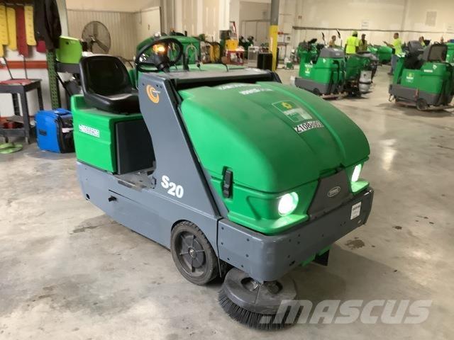 Tennant S20 Indoor sweepers