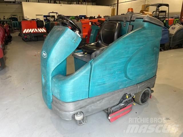 Tennant T16 Scrubber dryers