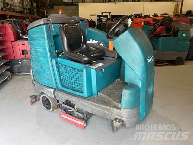 Tennant T16 Scrubber dryers
