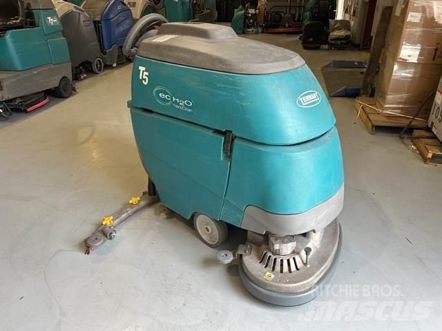 Tennant T5 Scrubber dryers
