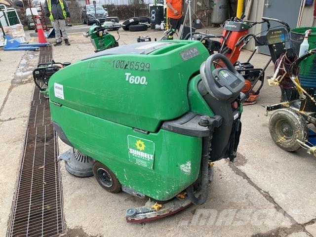 Tennant T600E Scrubber dryers