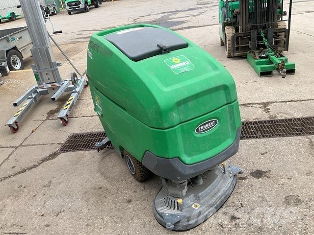 Tennant T600E Scrubber dryers