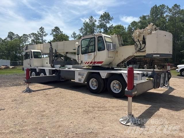 Terex T560 Tracked cranes