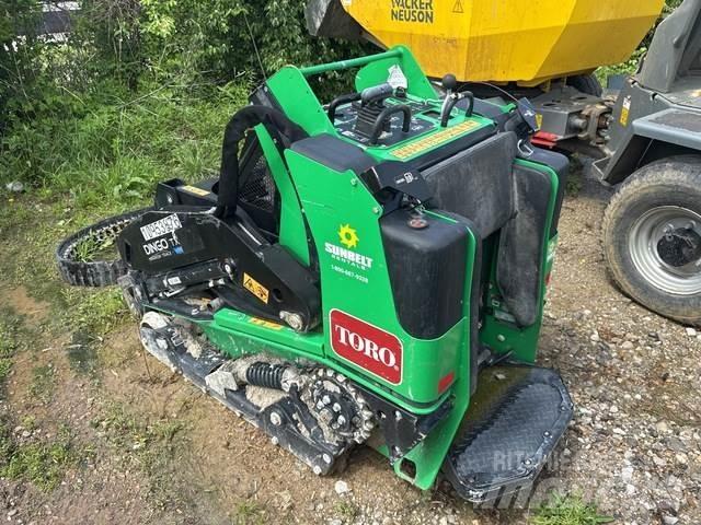 Toro 22327G Skid steer loaders