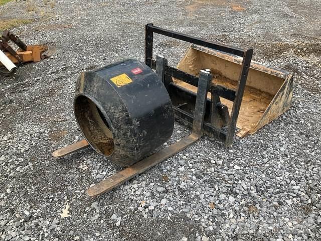 Toro 22442 Construction - Others