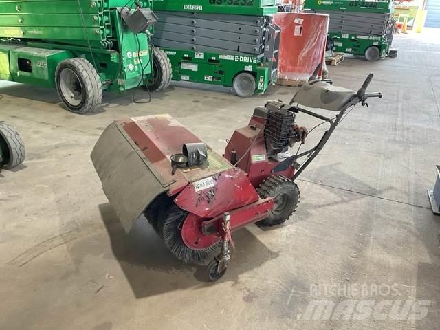 Toro 23740 Indoor sweepers